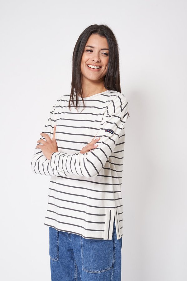 Oversized t-shirt with long sleeves
