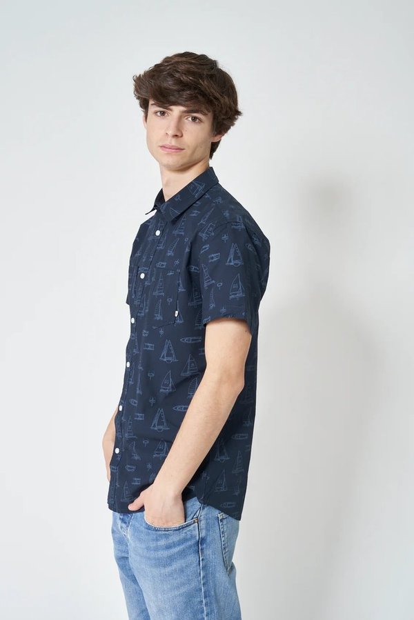 Men's short-sleeved dress shirt with sailboat print